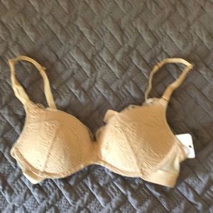 Lively 36a bra NWT